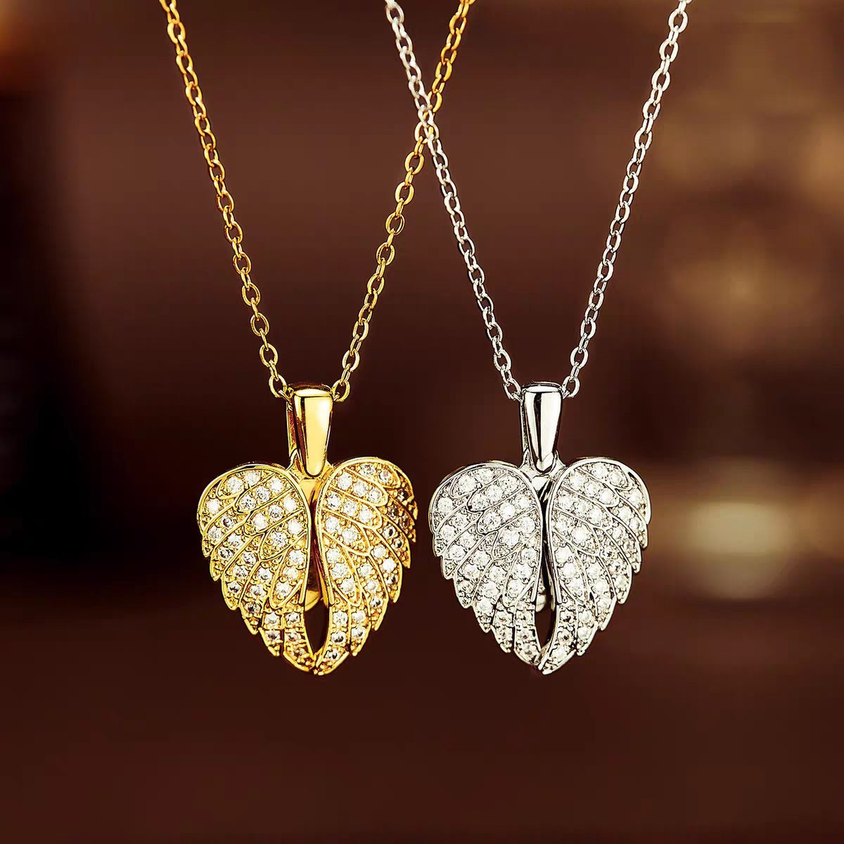 Personalized Heart-Shaped Opening Necklace For Women