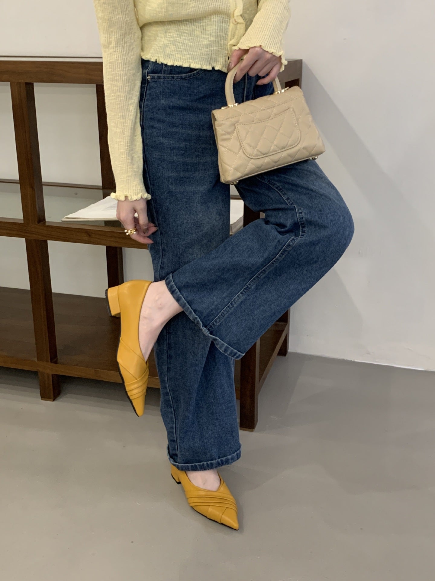 2026 Summer New Women's Solid Color Cross Strap Flat Sandals, Open Square Toe One-Strap Slides For Outdoor, Vacation & Casual Wear