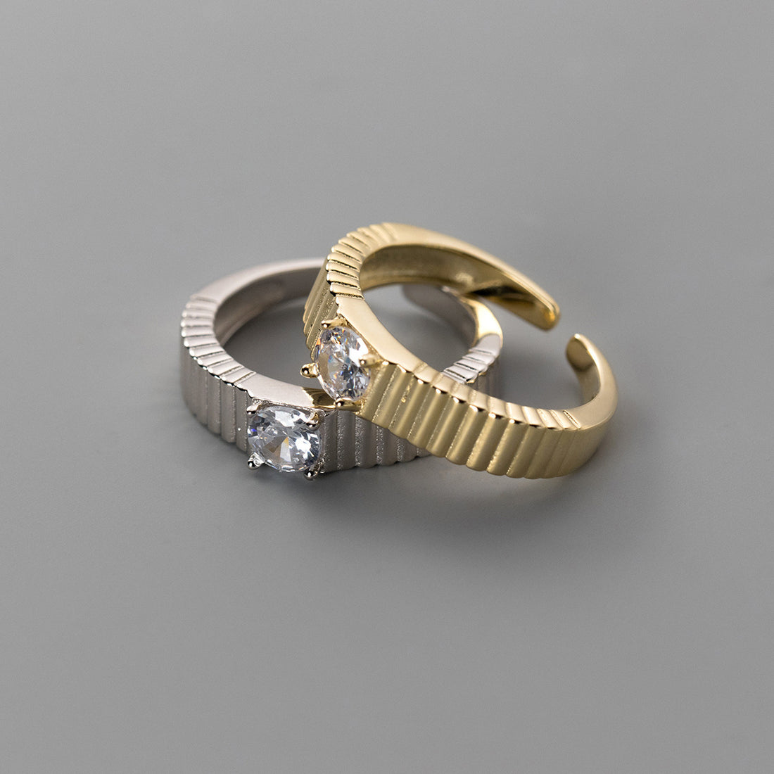 Korean-style Minimalist Vertical-stripe Zircon Ring