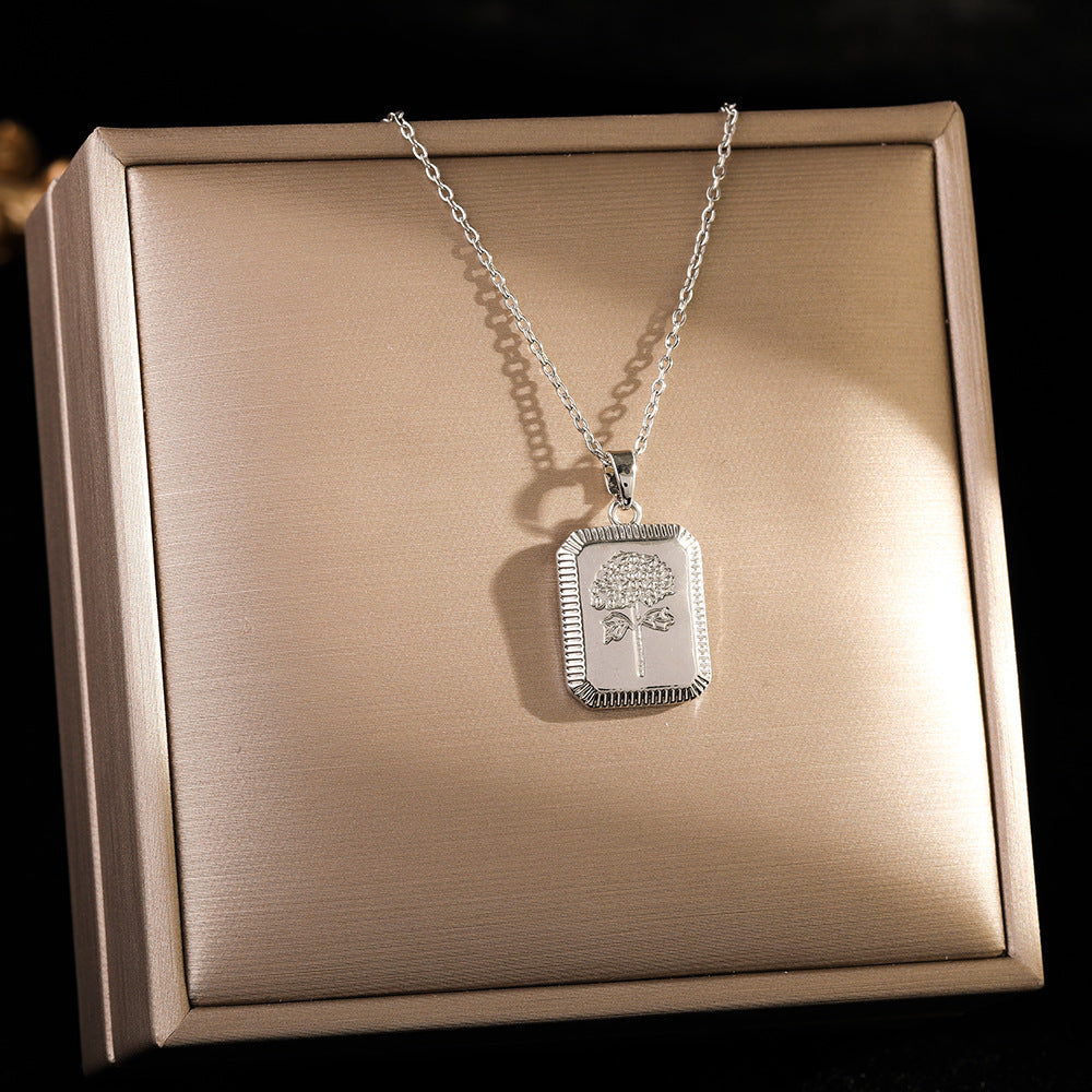 Fashionable Silver Titanium Steel Necklace For Women