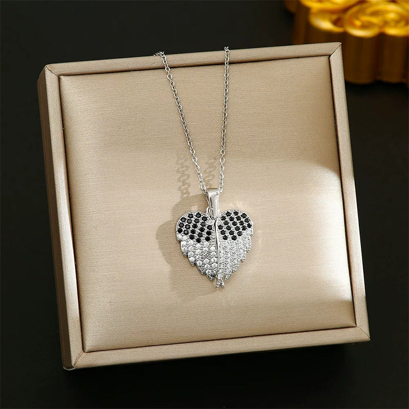 Personalized Heart-Shaped Opening Necklace For Women