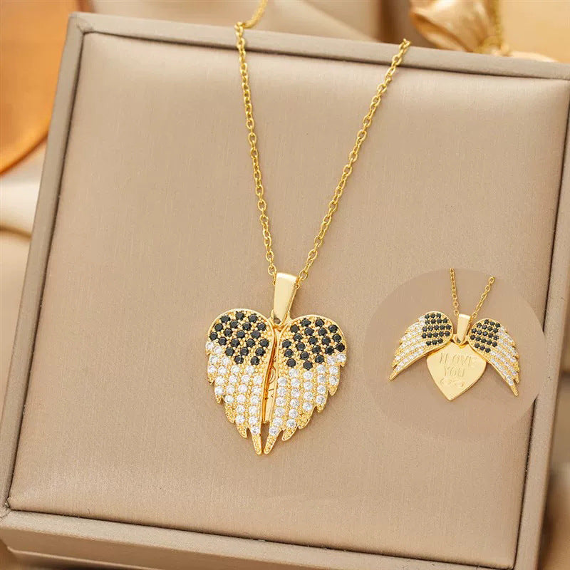 Personalized Heart-Shaped Opening Necklace For Women